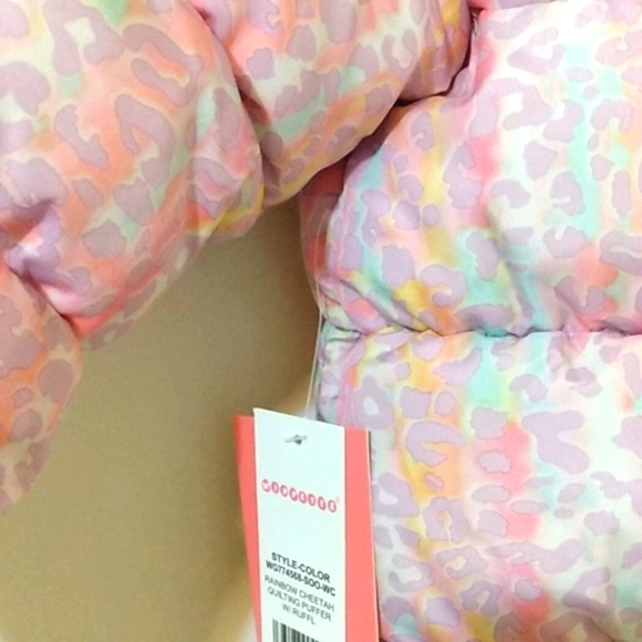 WIPPETTE GIRLS RAINBOW CHEETAH QUILTING HOODED RUFFLE TRIM PUFFER COAT SZ 2T NWT - Picture 6 of 9
